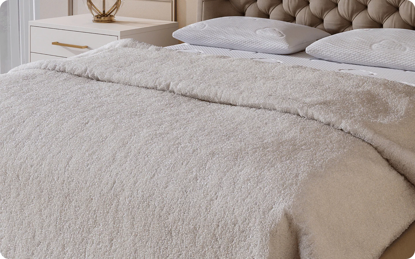 Puffy Deluxe Blanket - Image 3