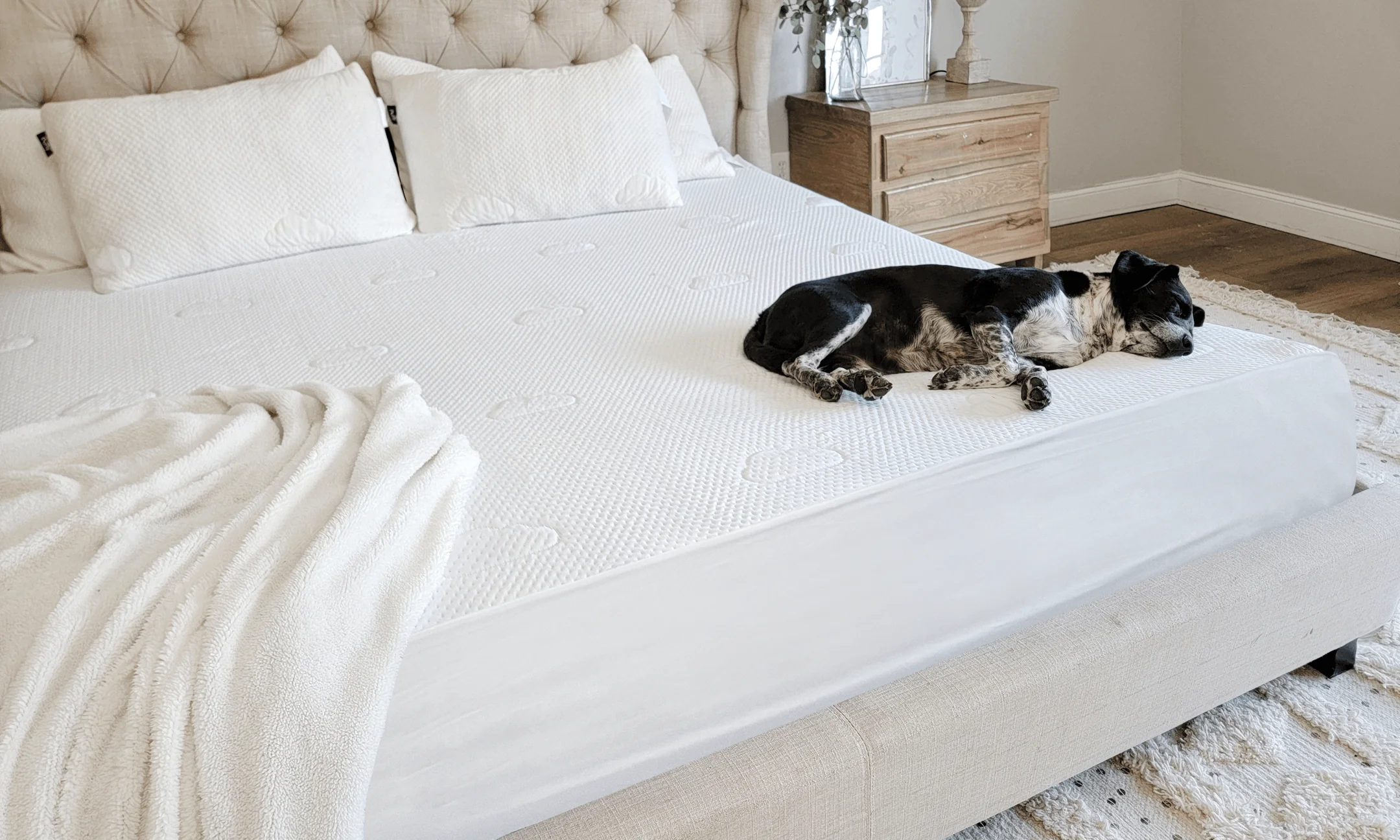 Puffy Signature Mattress Protector - Image 5